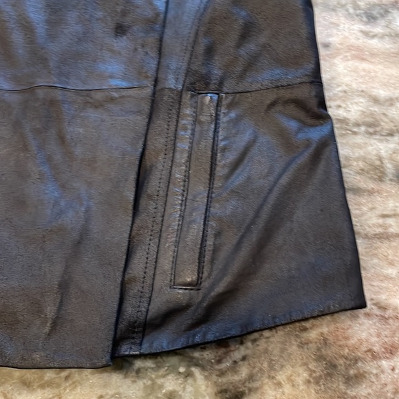 Vince black fitted leather blazer/jacket with hidden zipper pockets - Picture 7 of 9